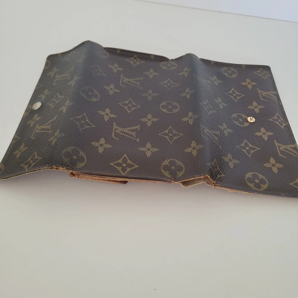 Louis Vuitton Monogram Canvas Vintage Tri-Fold Long Wallet Brown‎ M61215 France
